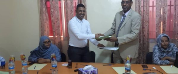توقيع اتفاق تعاون بين مركز الدراسات والمركز الموريتاني للغات